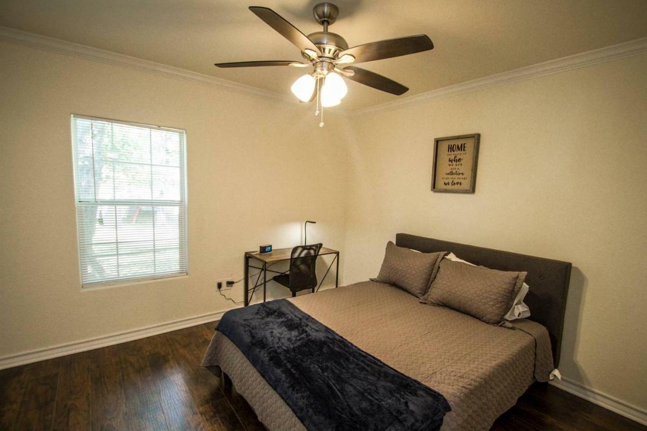 Apartmán Hays St Cozy Remodeled 2BR/2BA house sleeps 8 San Antonio Exteriér fotografie